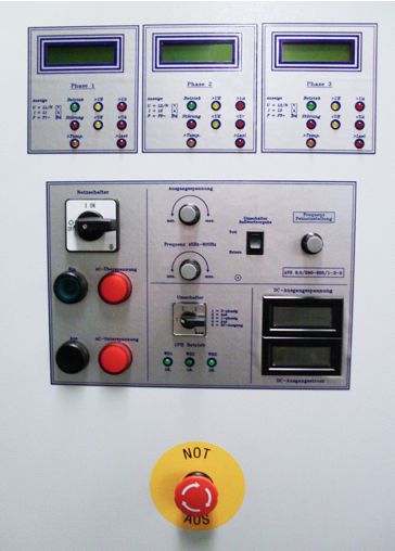 Front eines 3-Phasen System AVS Bedienfront 1/3Ph